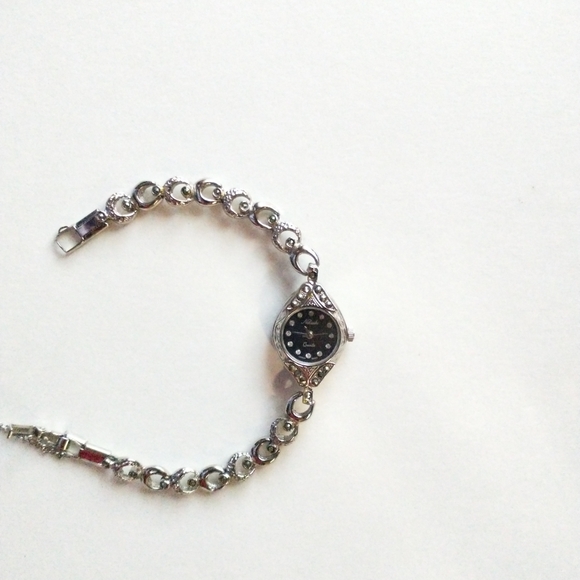 Vintage Netsuke Women WristWatch Marcasite Quartz Bracelet 7" - Picture 7 of 7